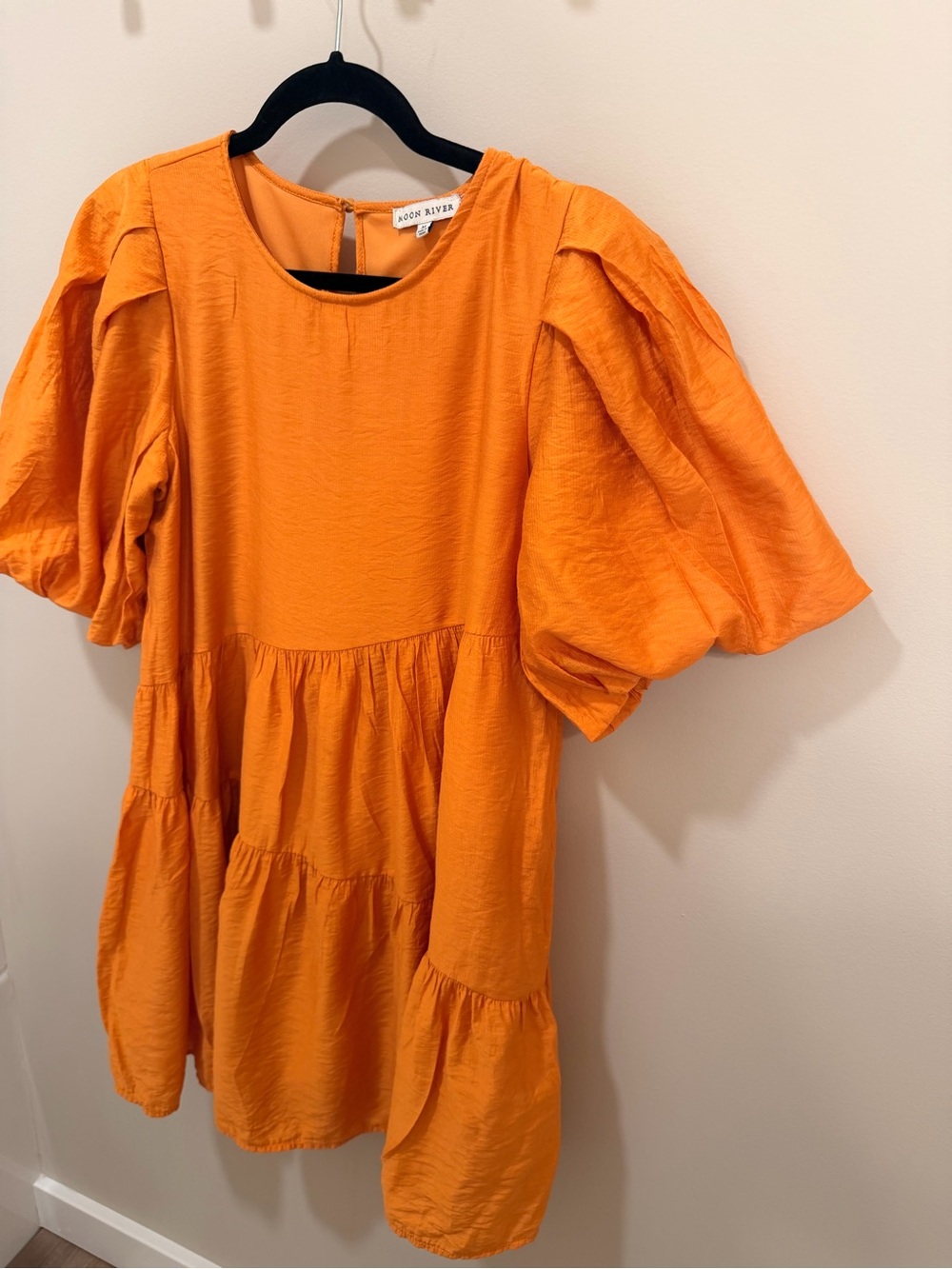 Anthropologie Moon River
Puff sleeve dress sz M - Picture 2 of 7
